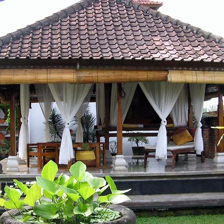 Puri Ayu Hotel Canggu  Luaran gambar