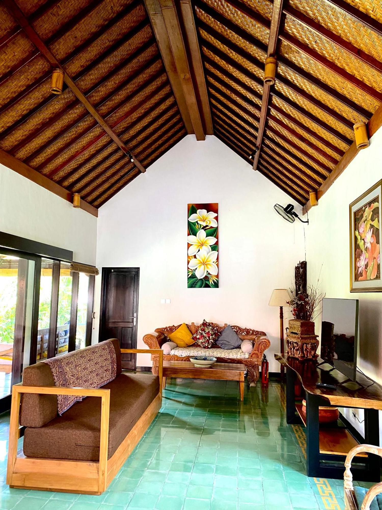 Puri Ayu Hotel Canggu  Luaran gambar
